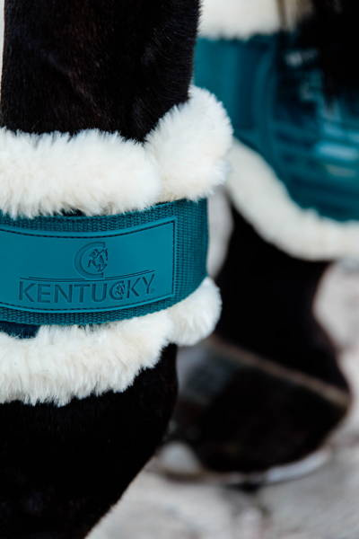 Kentucky Vegan Sheepskin Young Horse Fetlock na zadnie nogi - szmaragdowe