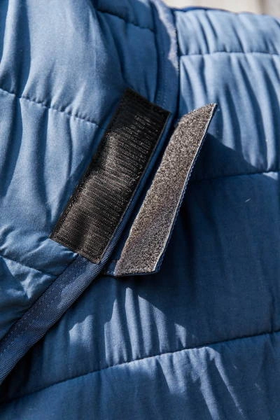 Kentucky derka podderka / kołderka Skin Friendly 150 g z kapturem - granatowa