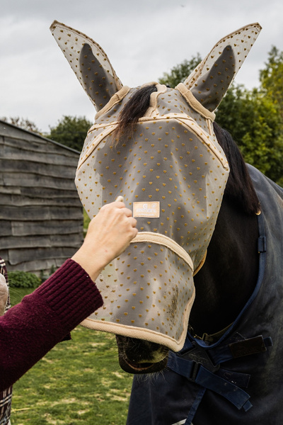  Kentucky Fly Mask Heart - maska na owady - beżowa