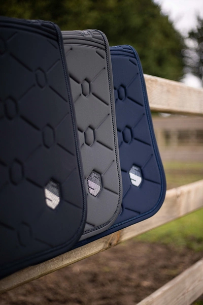 Czaprak Samshield SpineShield Jump Swarovski - granatowy