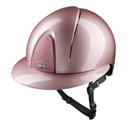 Kask KEP Smart POLO Polish Nova Pink - pudrowy róż z czarnymi paskami