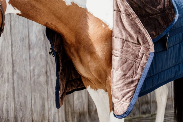 Kentucky derka podderka / kołderka Skin Friendly 150 g z kapturem - granatowa