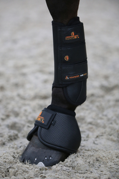  Kentucky ochraniacze na przednie nogi Eventing Air Tech - czarne