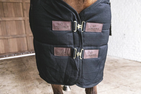 Kentucky derka stajenna Classic 200g - czarna