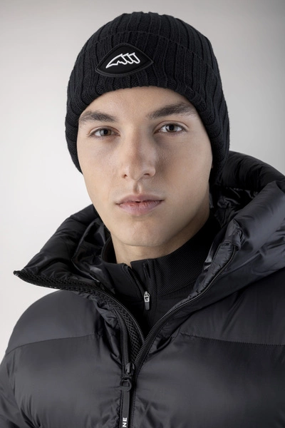 Czapka Equiline Clana - czarna