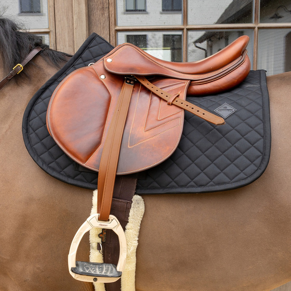 Kentucky czaprak Skin Friendly Saddle Pad Sheepskin Diamond - czarny