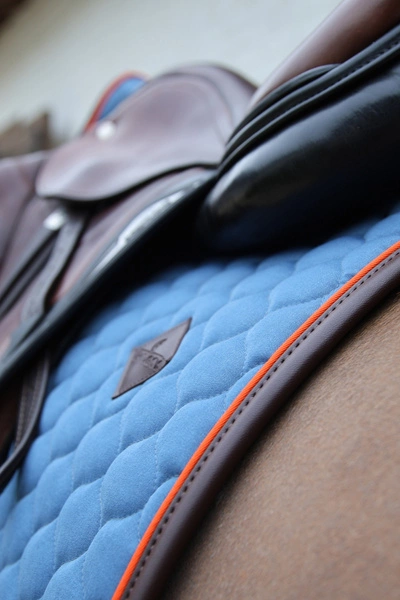 Kentucky czaprak Onion Quilt Neon Leather - niebieski