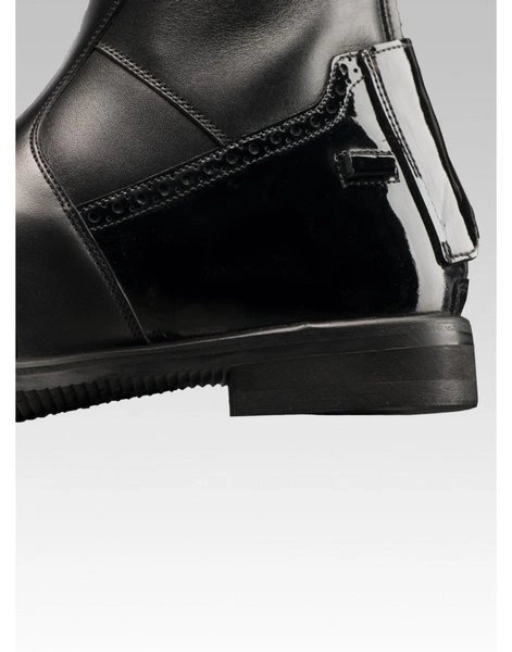 Oficerki Tucci MARYLIN z lakierowanymi i perforowanym dodatkami - bordo