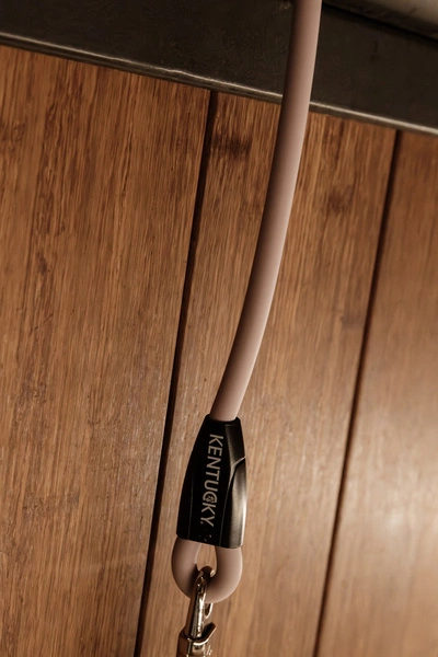 Kentucky Horse Box Lead & Cross Ties Silicone - pudrowy róż