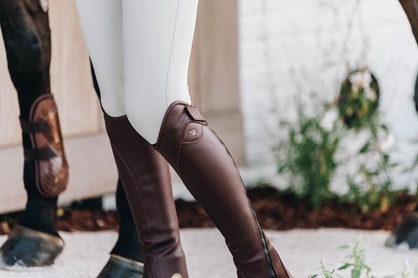 Czapsy Classic Comfort Half Chaps Dy'on - brązowe