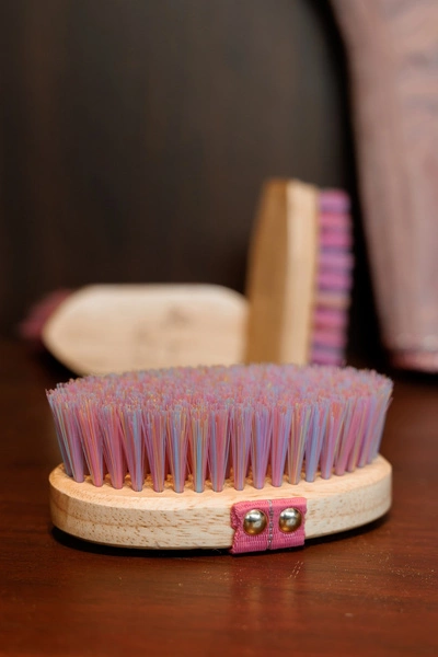 Szczotka owalna do sierści Sammy Kids Pony Kentucky Grooming Deluxe - różowa