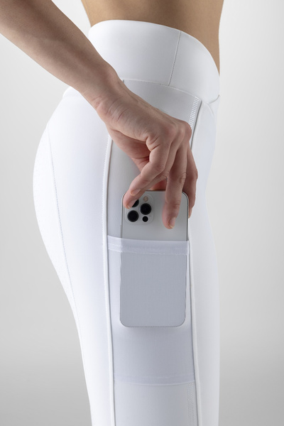 Legginsy z wysokim stanem z pełnym lejem Equiline Gesrifh - białe
