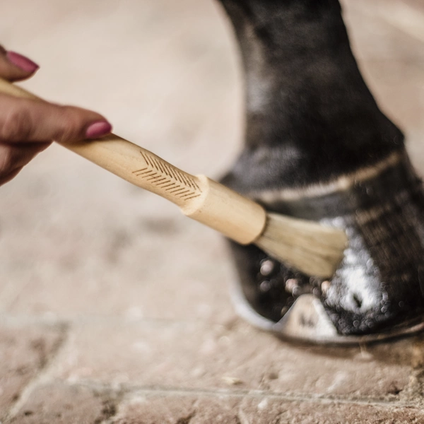 Pędzelek do kopyt - Kentucky Grooming Deluxe