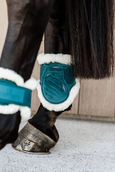 Kentucky Ochraniacze Vegan Sheepskin Young Horse Fetlock Velvet na zadnie nogi - szmaragdowe