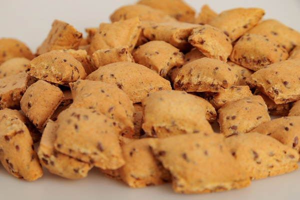 Kentucky Healthy Horse Treats - cukierki dla konia 500 g migdał