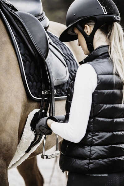 Kentucky ujeżdżeniowy popręg z futrem