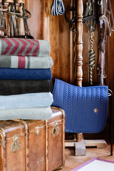 Osuszająca derka Kentucky Heavy Fleece Rug Square Stripes - czarna