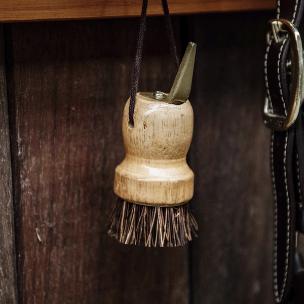 Mała kopystka- Kentucky Grooming Deluxe