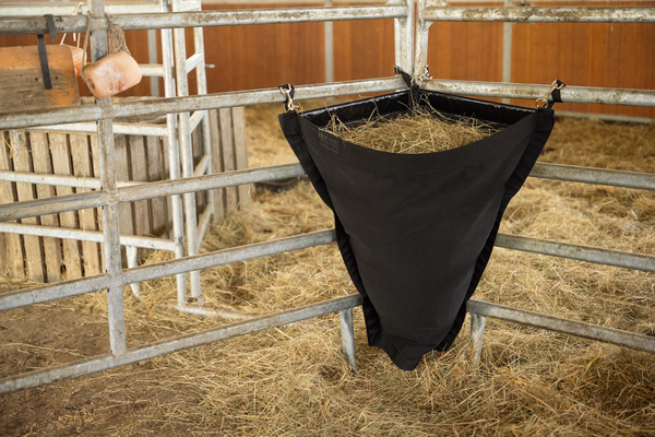 Siatka na siano Kentucky Hay Bag Corner