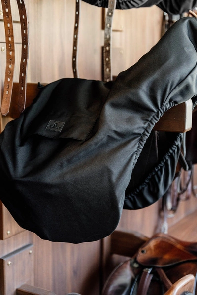 Wodoodporny pokrowiec na siodło Kentucky - czarny