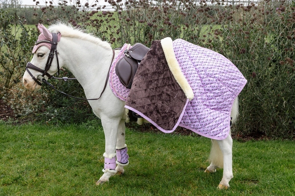 Kentucky derka stajenna Show Rug Sammy 160 g - różowa w koniki