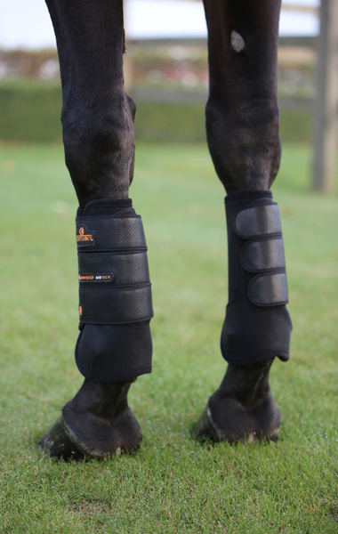  Kentucky ochraniacze na przednie nogi Eventing Air Tech - czarne