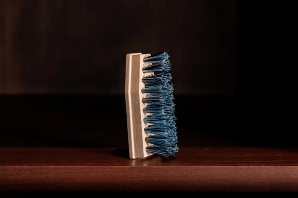 Szczotka z twardym włosiem do sierści Sammy Kids Pony Kentucky Grooming Deluxe - niebieska