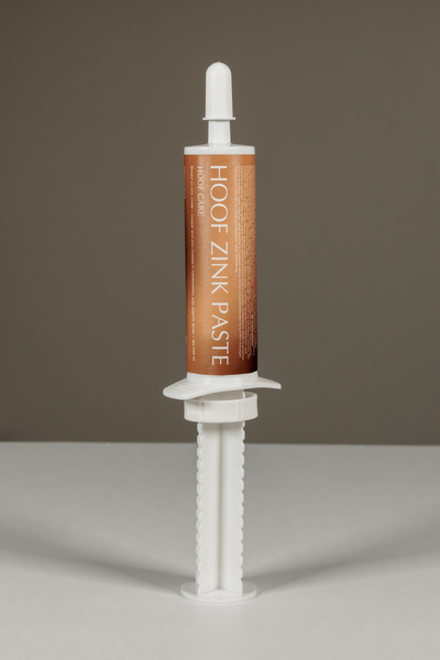 Preparat na gnijące strzałki Equi Hoof zinc paste - Kentucky Grooming Deluxe