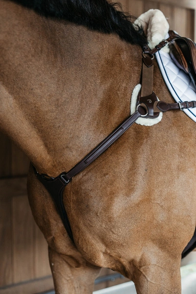 Podkładka ochronna z futerkiem do napierśnika 5-punktowego Dy'on New English