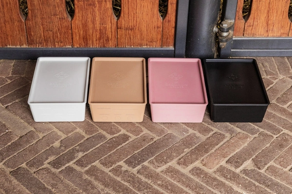 Pudełko na paszę z pokrywką 3,5 L Kentucky - różowe