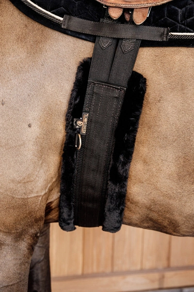 Kentucky popręg z futrem - czarny z czarnym futrem