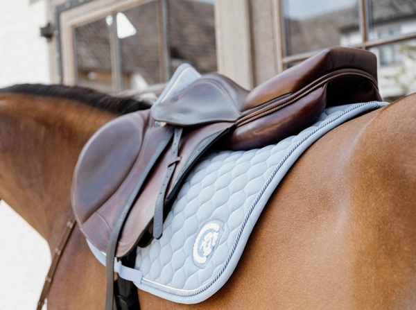 Kentucky czaprak Onion Quilt 3D Logo - błękitny