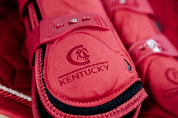 Kentucky Ochraniacze Bamboo Tendon Elastic Velvet na przednie nogi - czerwone