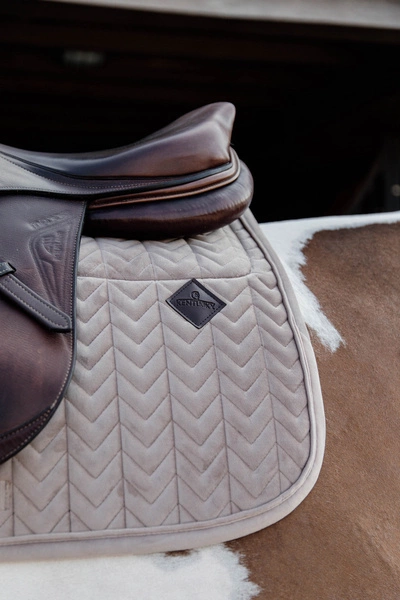 Kentucky czaprak Skin Friendly Velvet - beż