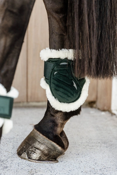 Kentucky Ochraniacze Vegan Sheepskin Young Horse Fetlock Velvet na zadnie nogi - ciemna zieleń