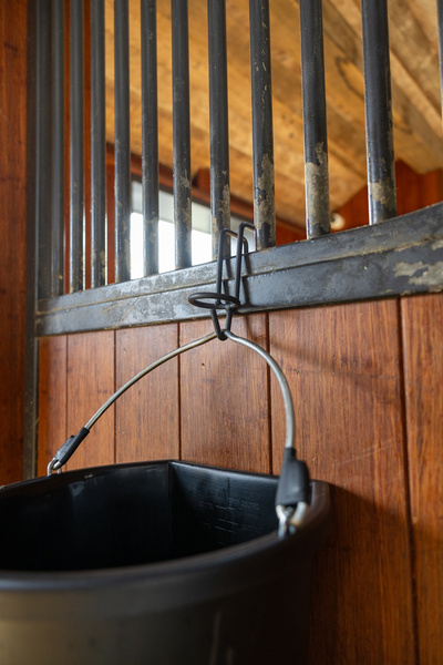 Kentucky wieszak na wiadro Bucket Portable Hook Matt - czarny