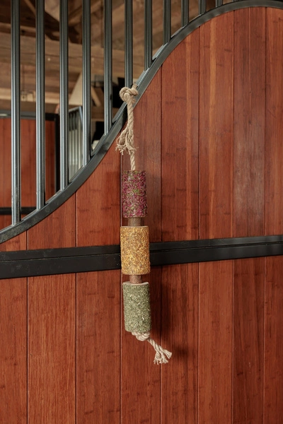 Kentucky gryzak dla koni Relax Horse Toy - de-stress