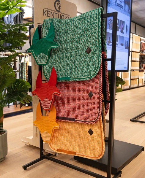 Nauszniki Kentucky Wellington Velvet Printing - fiolet / czerwień