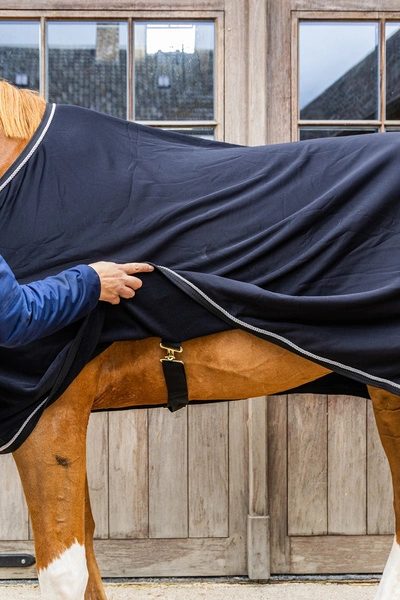 Kentucky derka polarowa Prize Giving Cooler Fleece Rug - granatowa