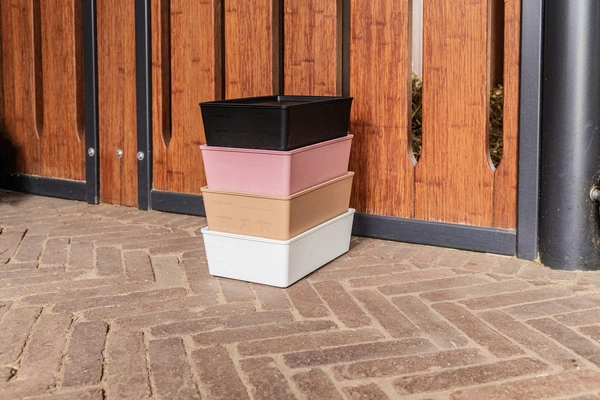 Pudełko na paszę z pokrywką 3,5 L Kentucky - czarne