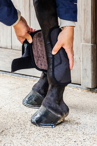 Kentucky ochraniacze na przód Eventing Boots 3D Air Flow Skin Friendly - czarne