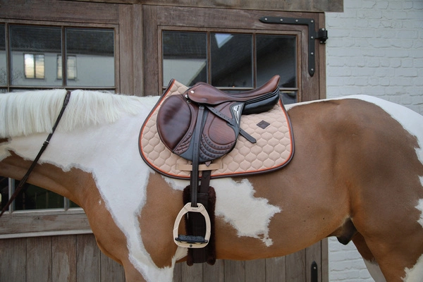 Kentucky czaprak Onion Quilt Neon Leather - beżowy