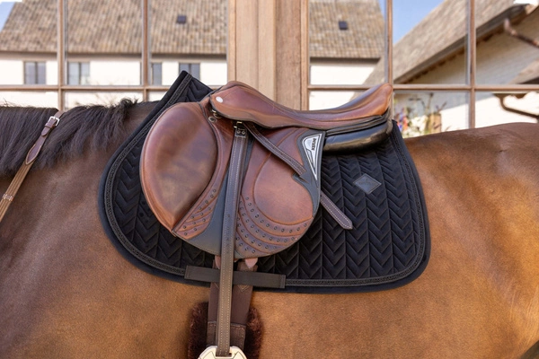 Kentucky czaprak Velvet Mini Pearls - czarny