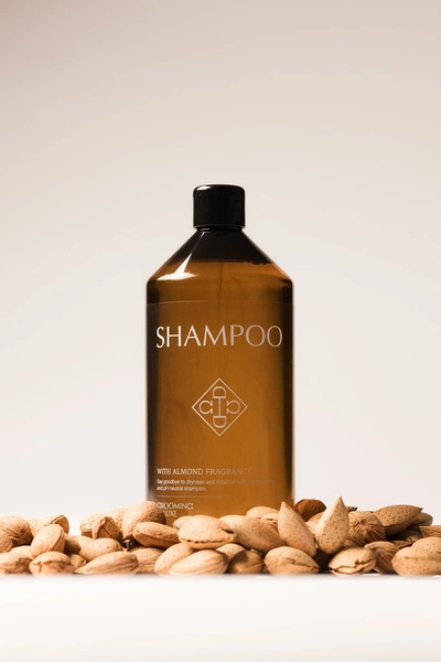Szampon Almond gloss Shampoo 1L - Kentucky Grooming Deluxe