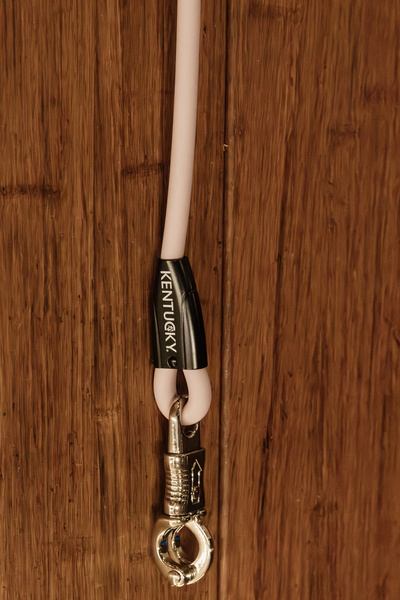  Kentucky Horse Box Lead & Cross Ties Silicone - pudrowy róż