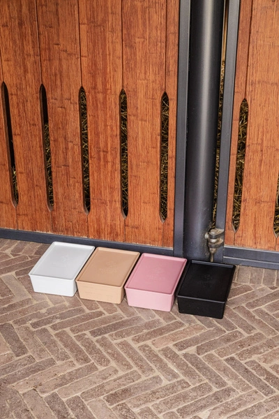 Pudełko na paszę z pokrywką 3,5 L Kentucky - czarne