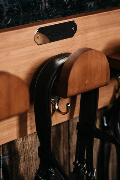 Drewniany wieszak na ogłowia Kentucky